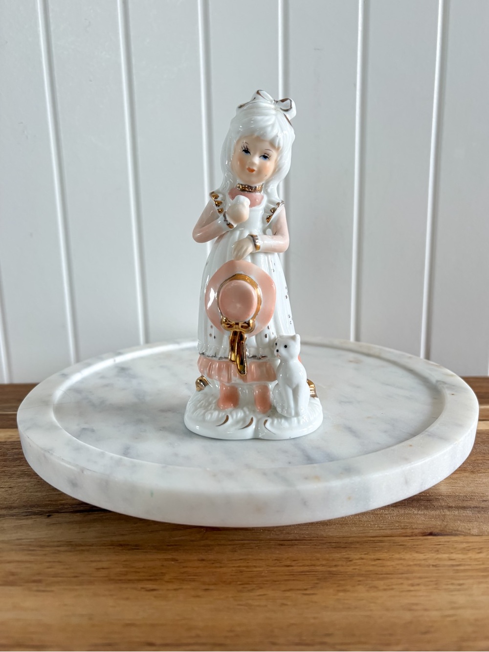 Vintage Giftcraft Peach Elegance Girl with Cat Figurine Korea 5.25”